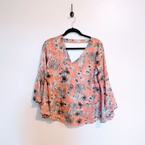 Sioni 3/4 sleeve floral pink top with draped back and cutout size medium